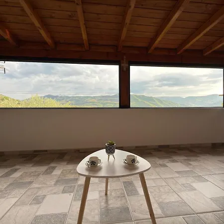 Valley View Retreat - Ultimate Scenic Escape Daire