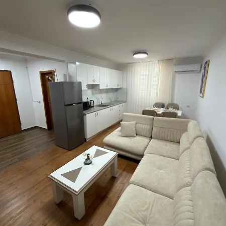 Valley View Retreat - Ultimate Scenic Escape Berat